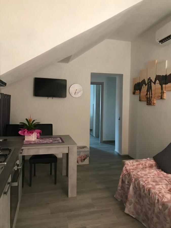 Bella'S House Appartement Castelsardo Buitenkant foto